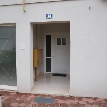Apartamento Nika *